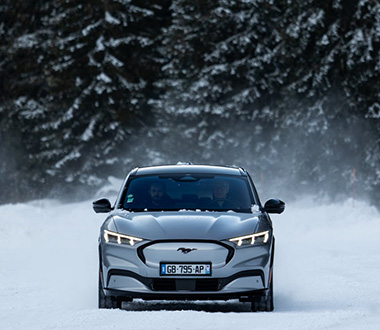 Les essentiels pour partir en vacances d’hiver avec votre véhicule électrique