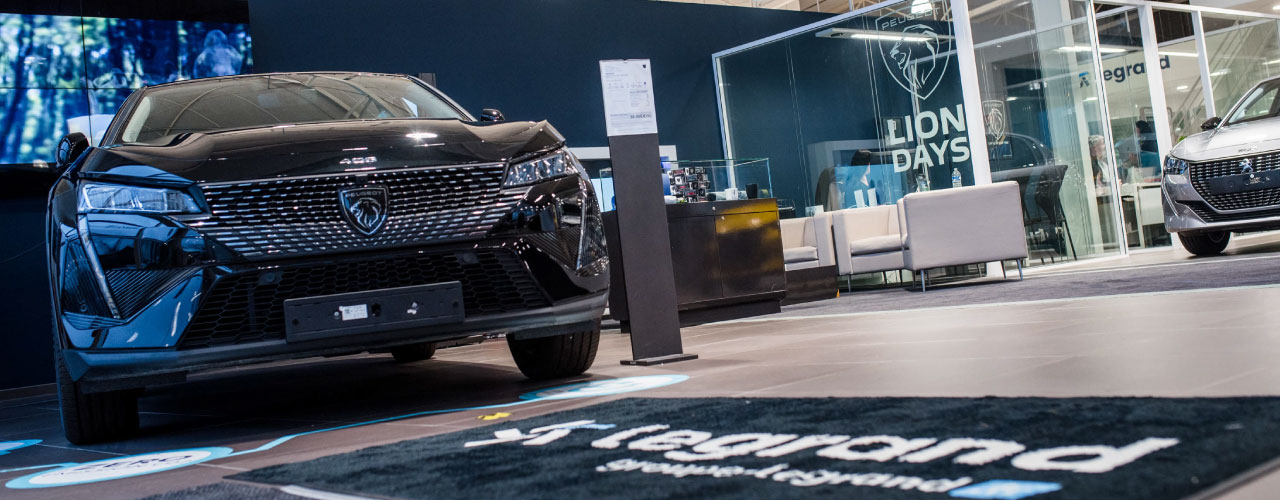 Peugeot Étend la Garantie Moteur à 8 Ans sur ses Véhicules Électriques